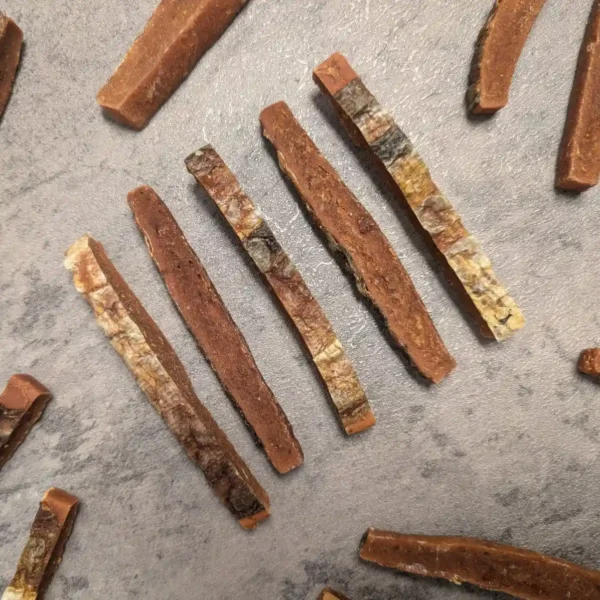 Tiras de salmón con piel para perro, ideal para chuches